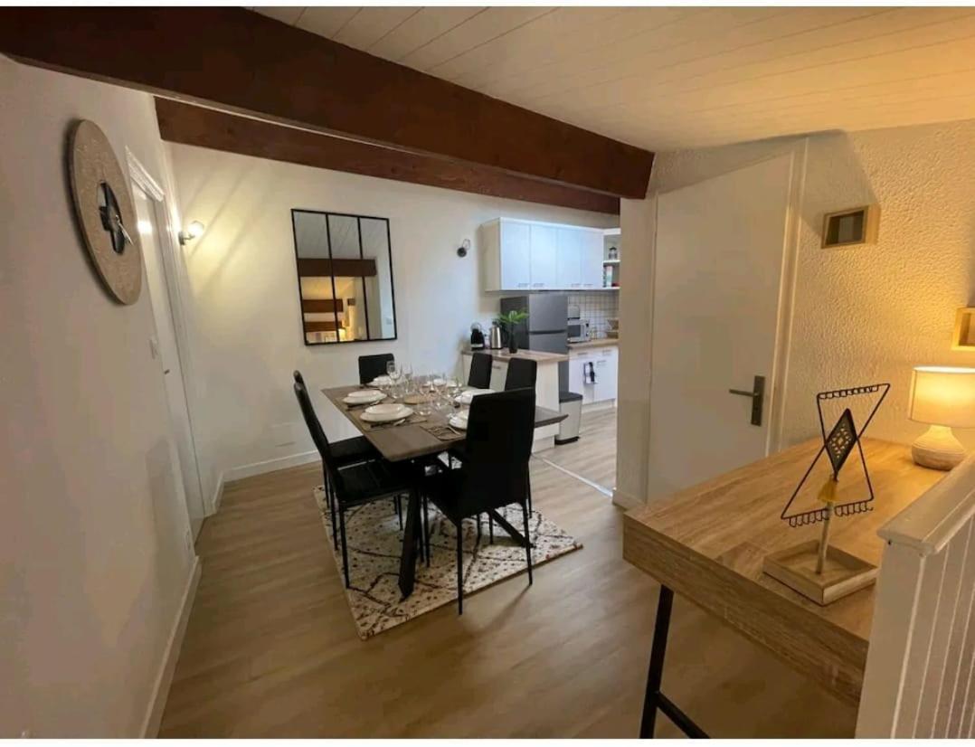 Le Loft Berbère - idéal couples, familles, business - centre historique, WIFI , NETFLIX Niort Extérieur photo