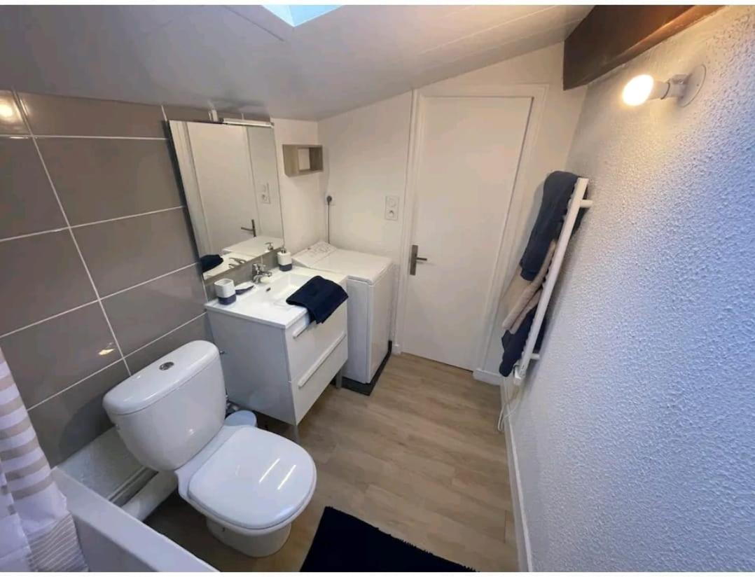 Le Loft Berbère - idéal couples, familles, business - centre historique, WIFI , NETFLIX Niort Extérieur photo